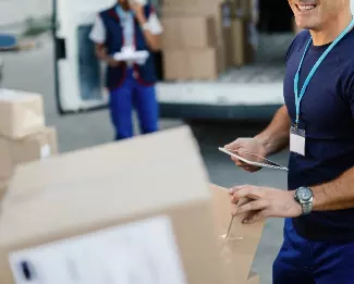 Mover organizing package delivery